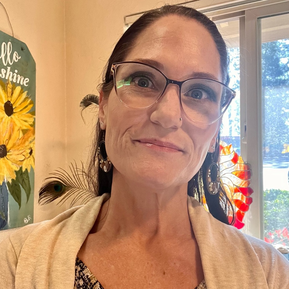 Meet your Posher, Nichole